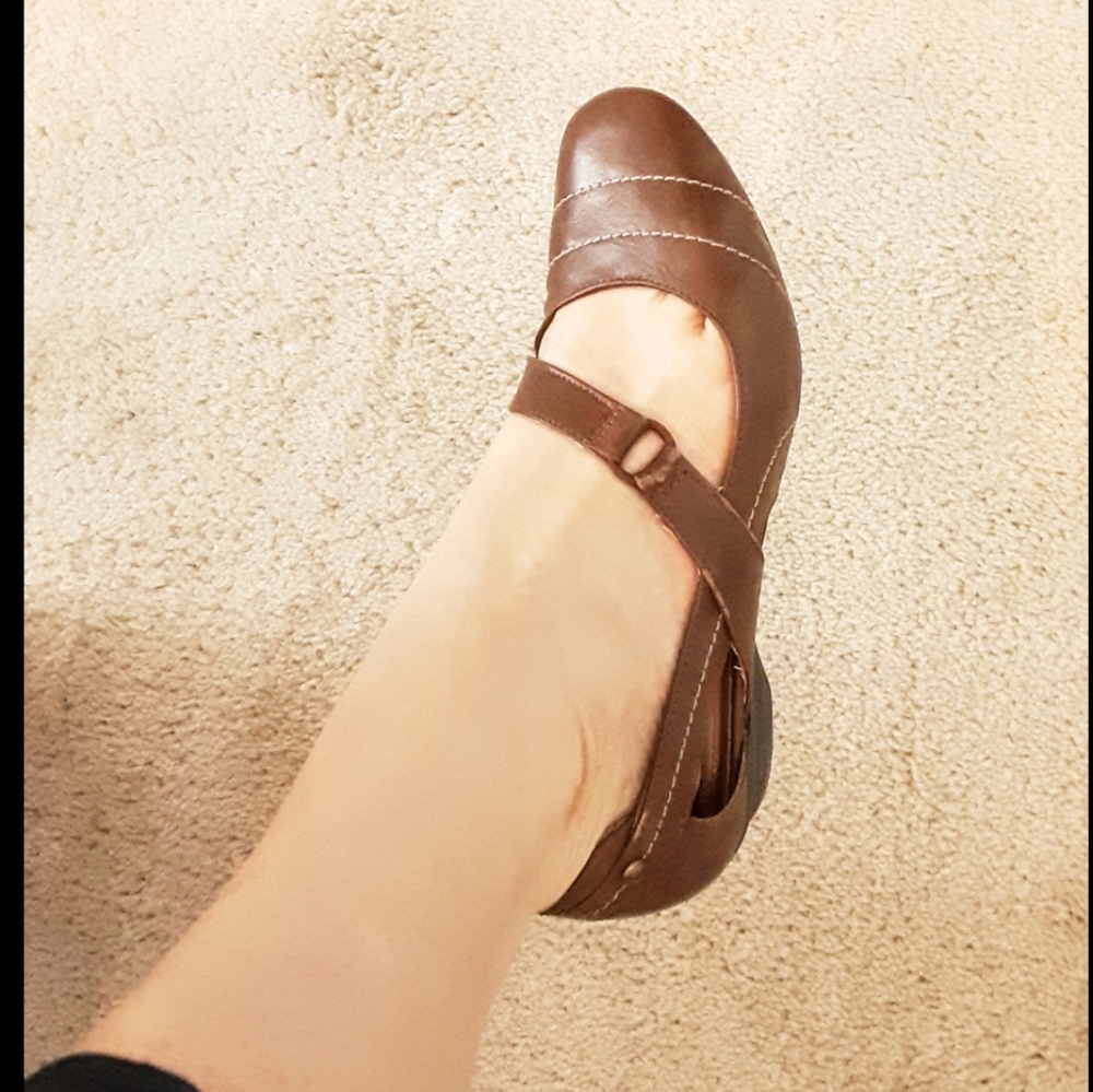 SUPER COMFY slip-on shoes **SOLD on Mercari app**